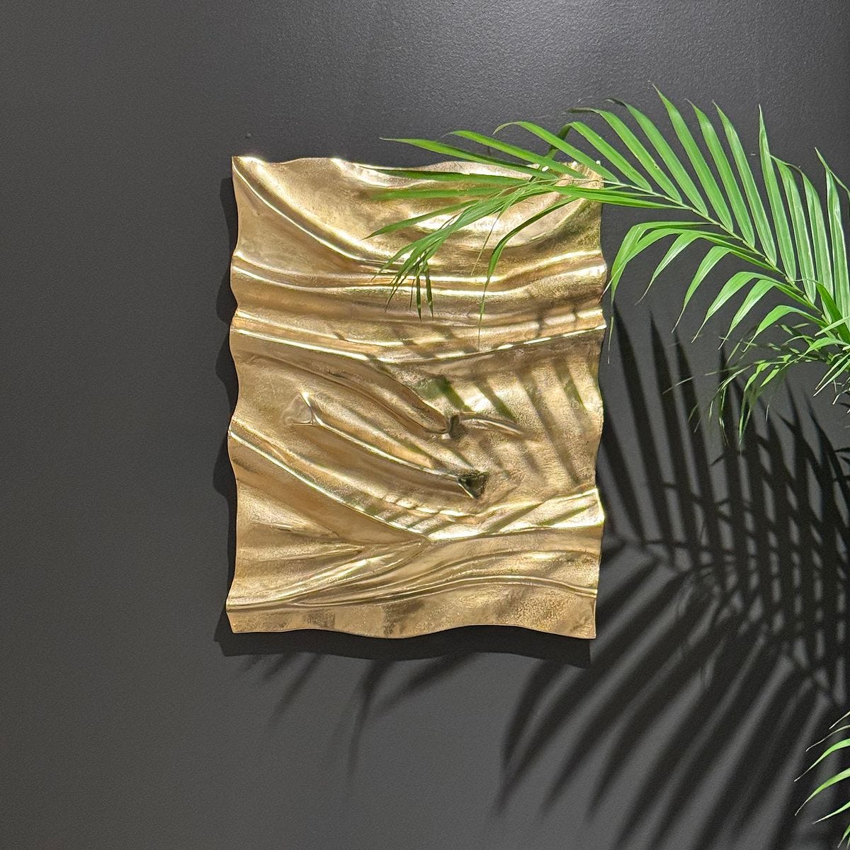 Undulate Indoor-Outdoor Metal Wall Panel