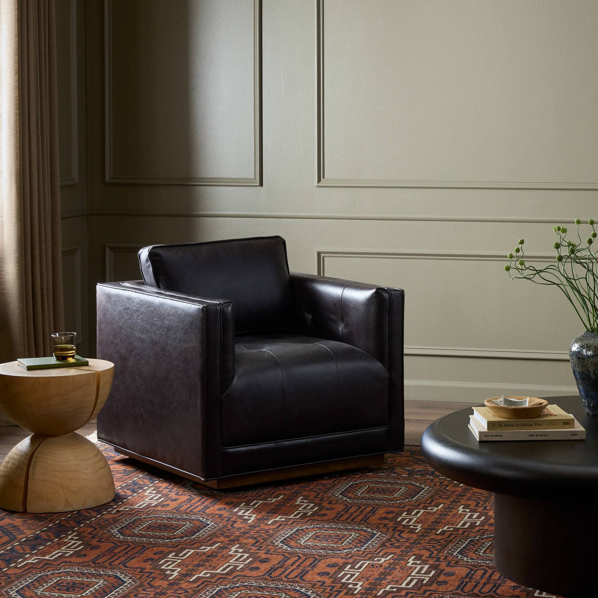 Kiera Swivel Chair
