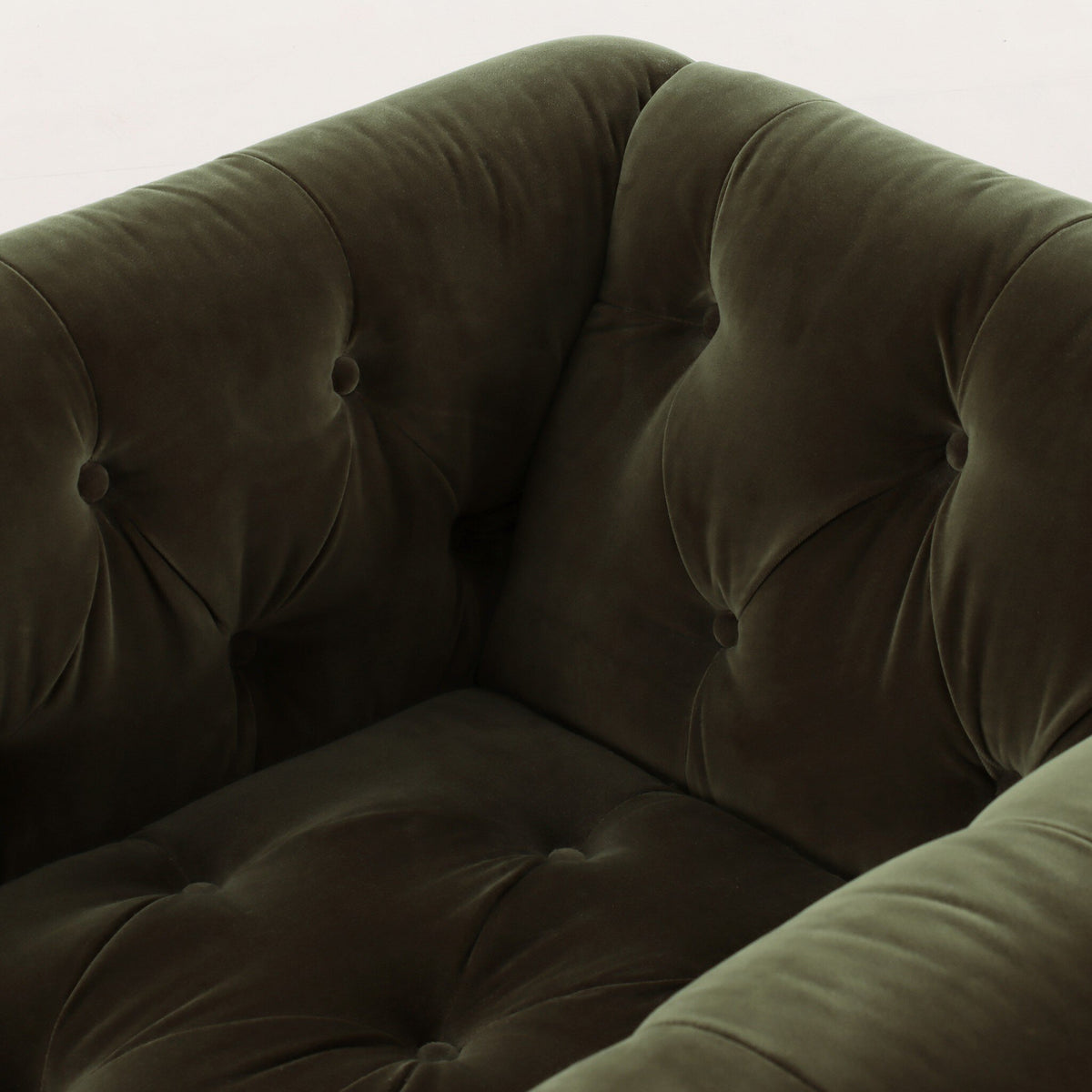 Maxx Swivel Chair