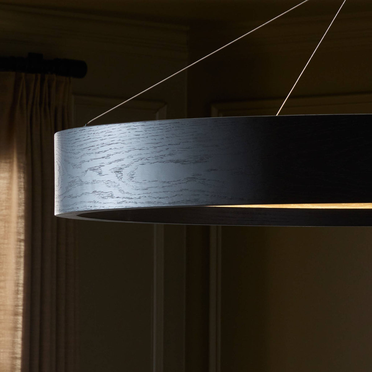 Baum Chandelier