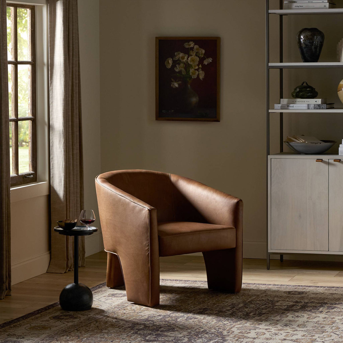 Fae Chair