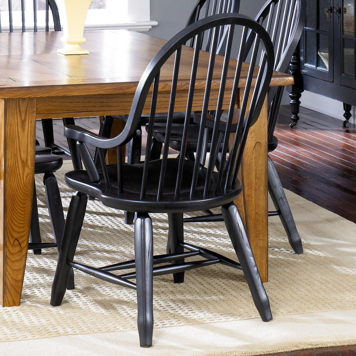 17-C4051 - Bow Back Arm Chair - Black - Liberty Furniture
