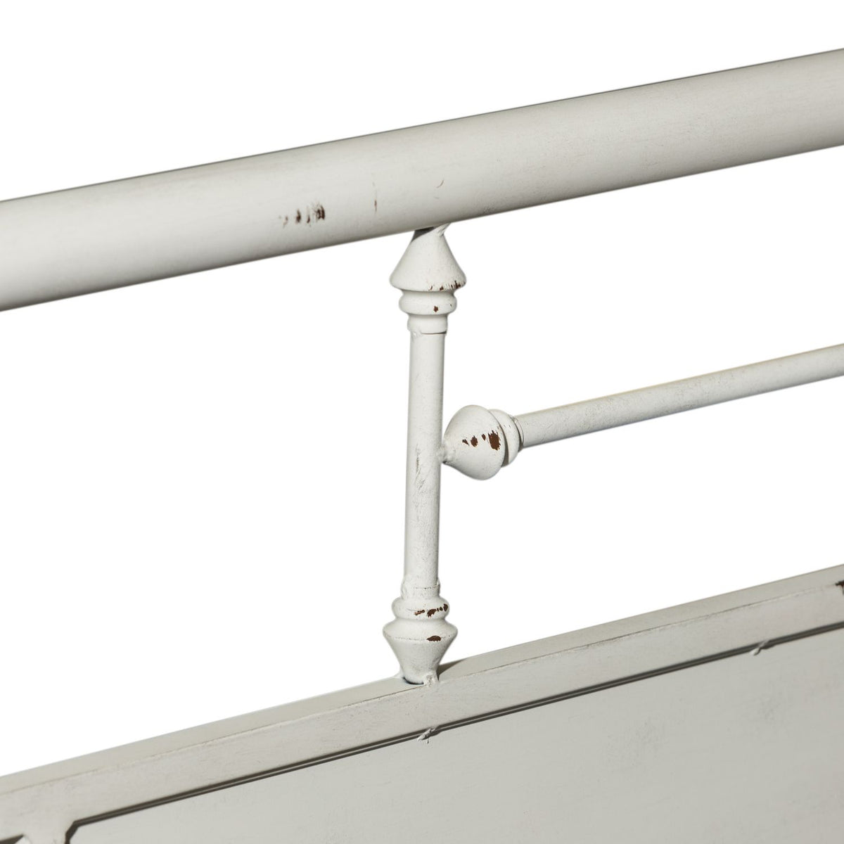 179-BR13HFR-AW - Queen Metal Bed - Antique White - Liberty Furniture