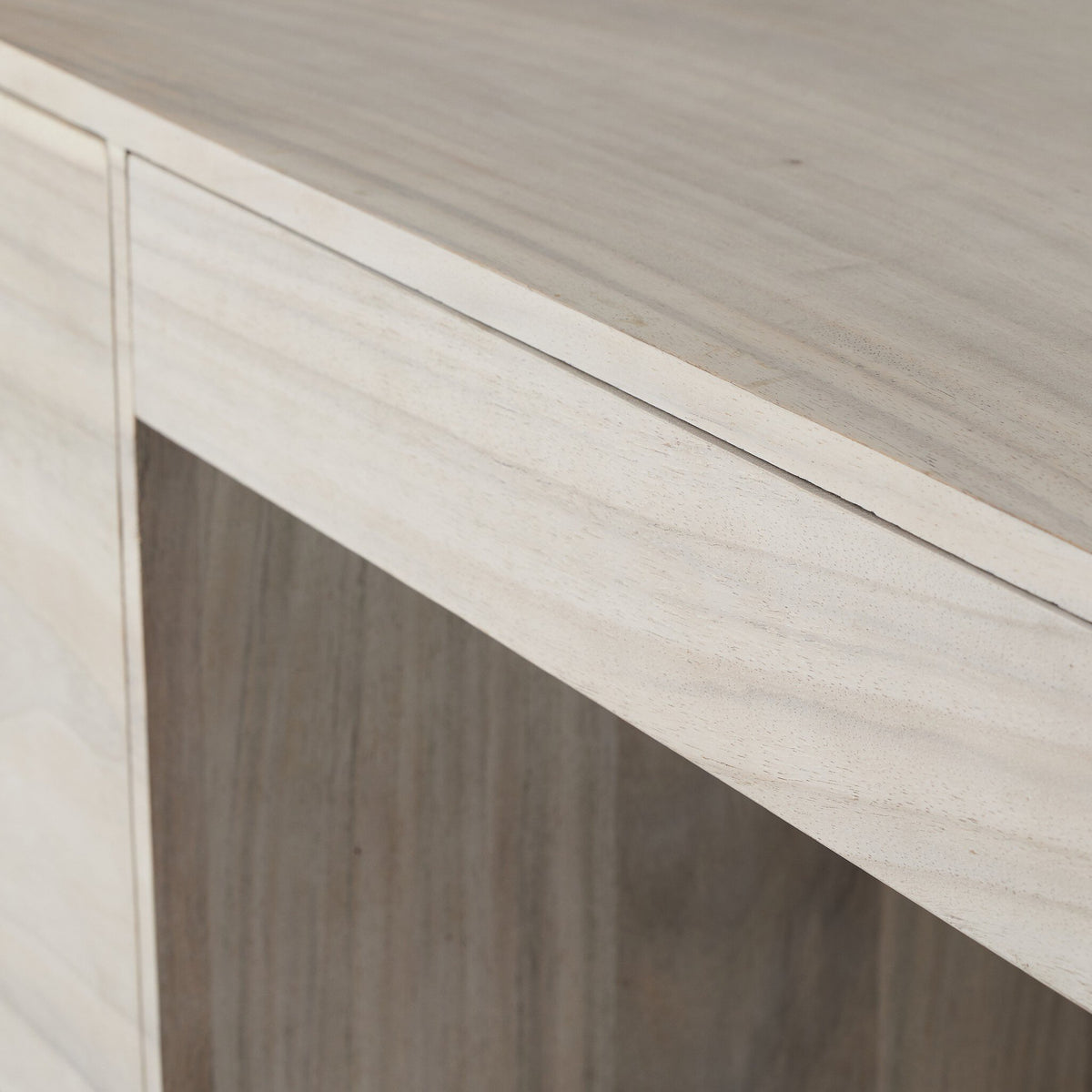 Lunas Executive Desk