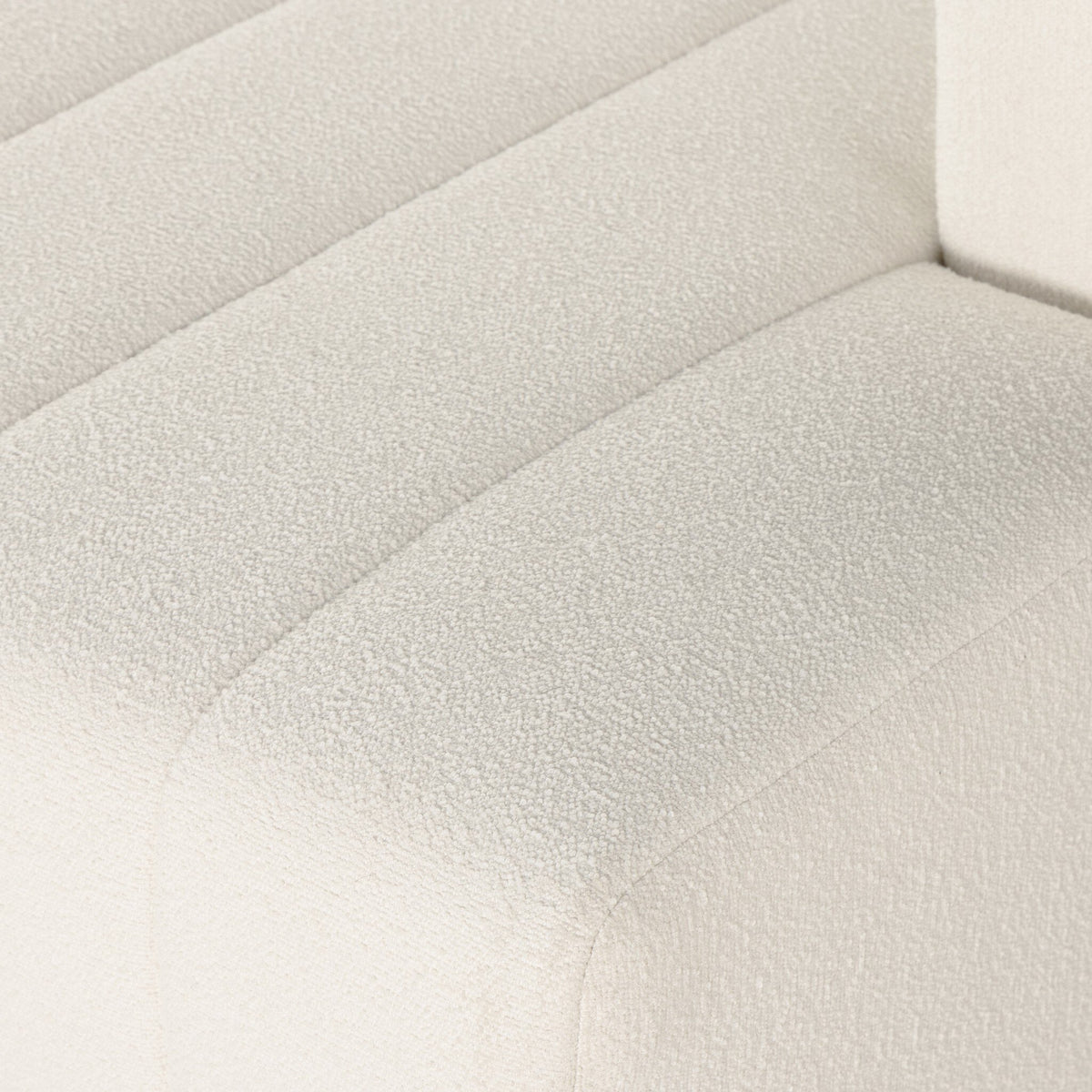 Langham Channeled 6 Pc Sectional W/ Raf Chaise