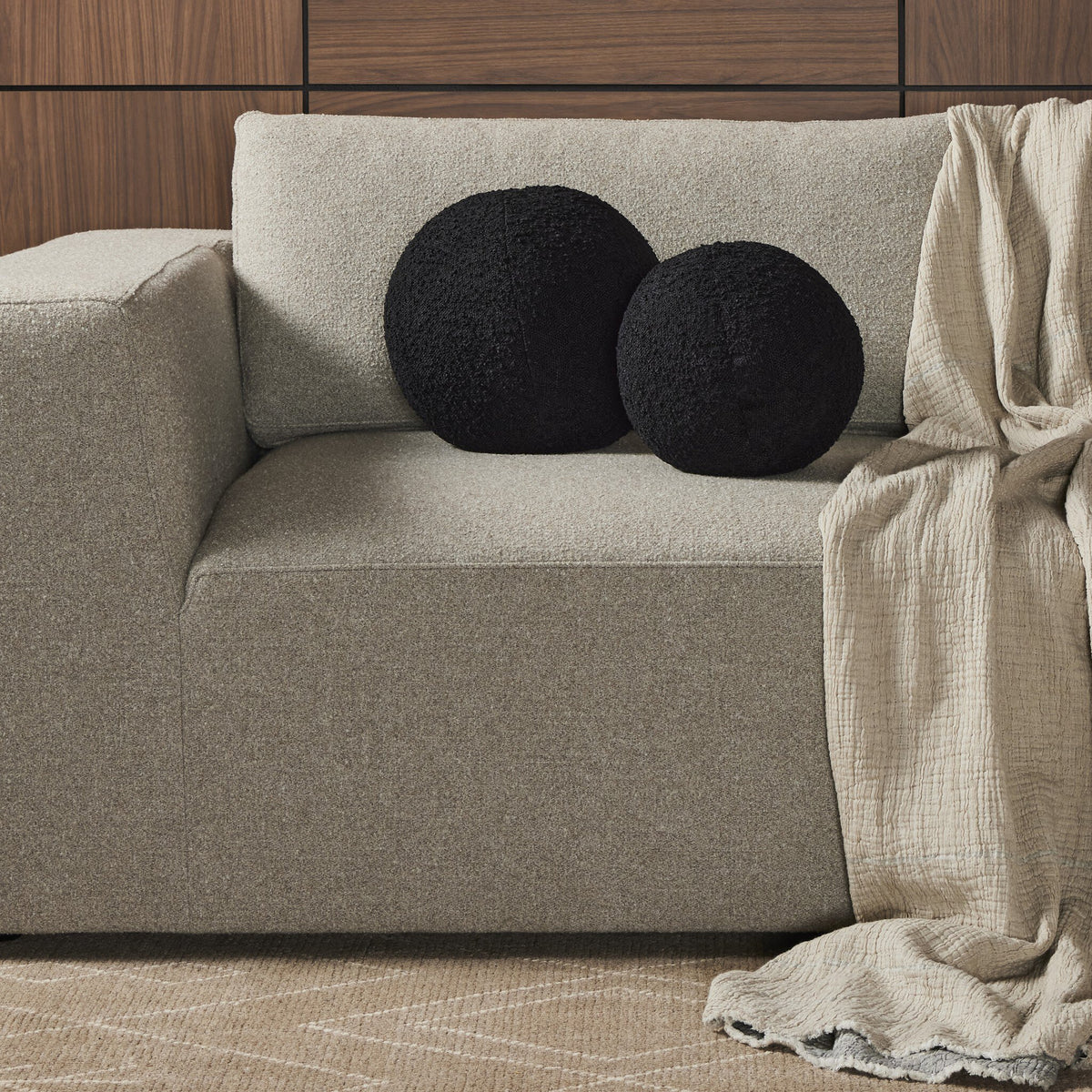 Balle Pillow