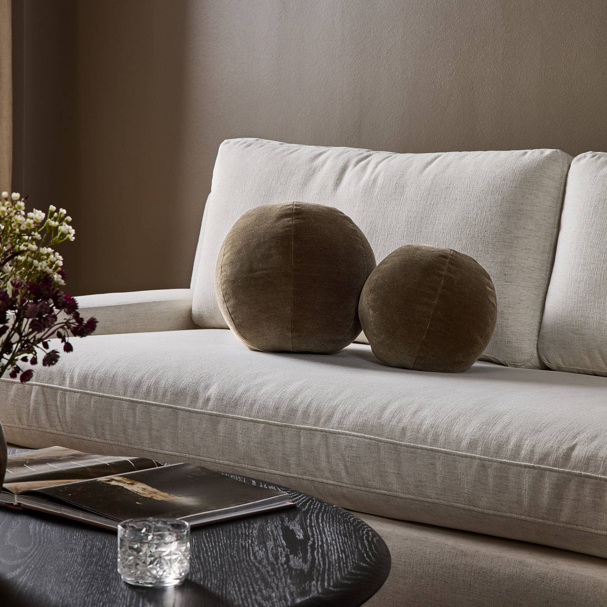 Balle Pillow