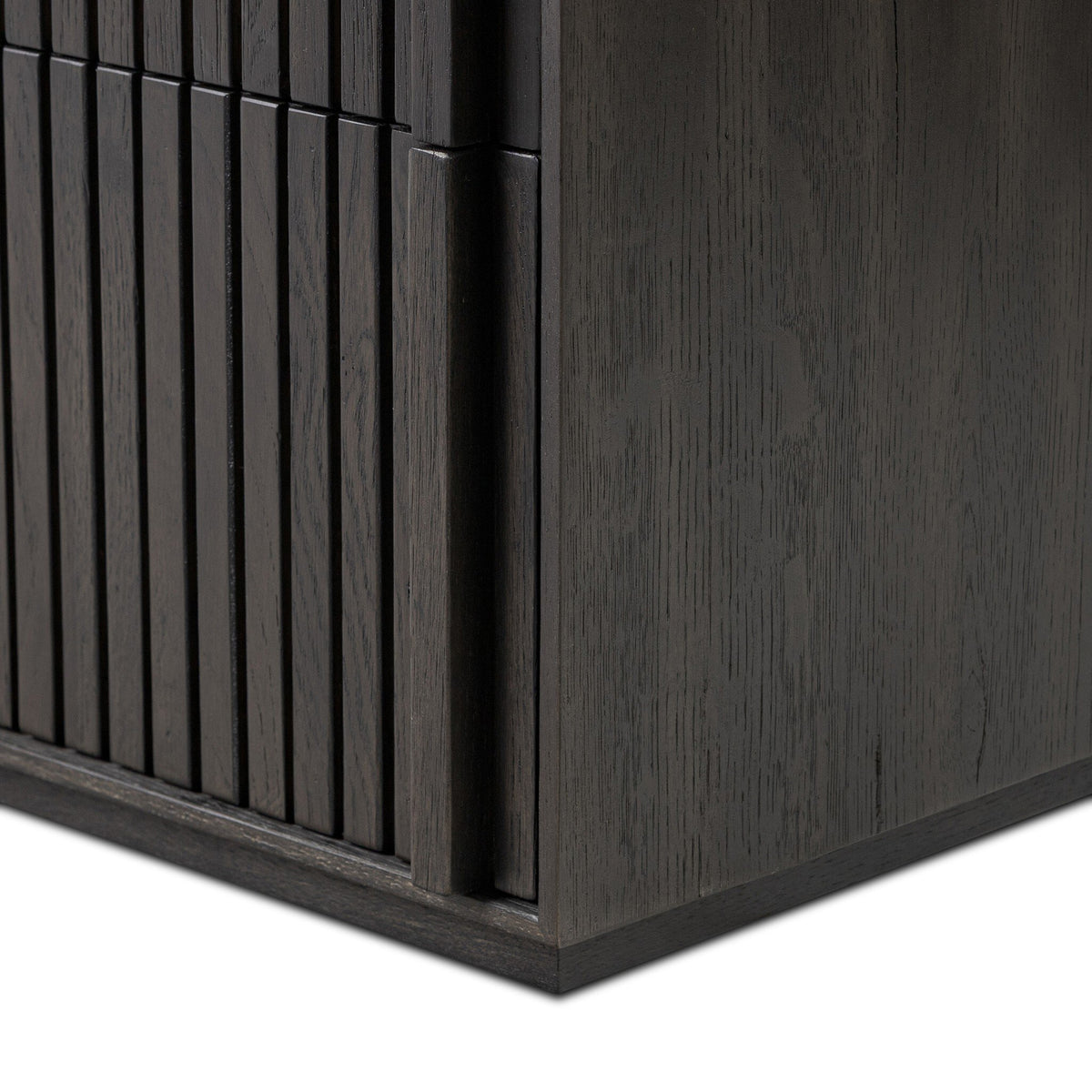 Leo 6 Drawer Dresser