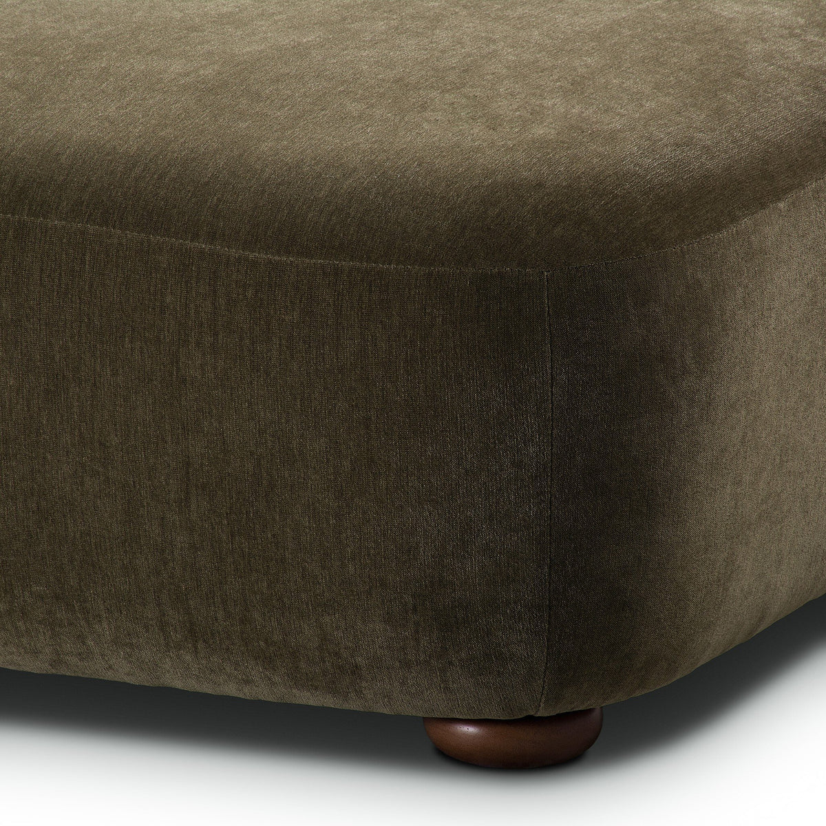 Kadon Chaise Lounge
