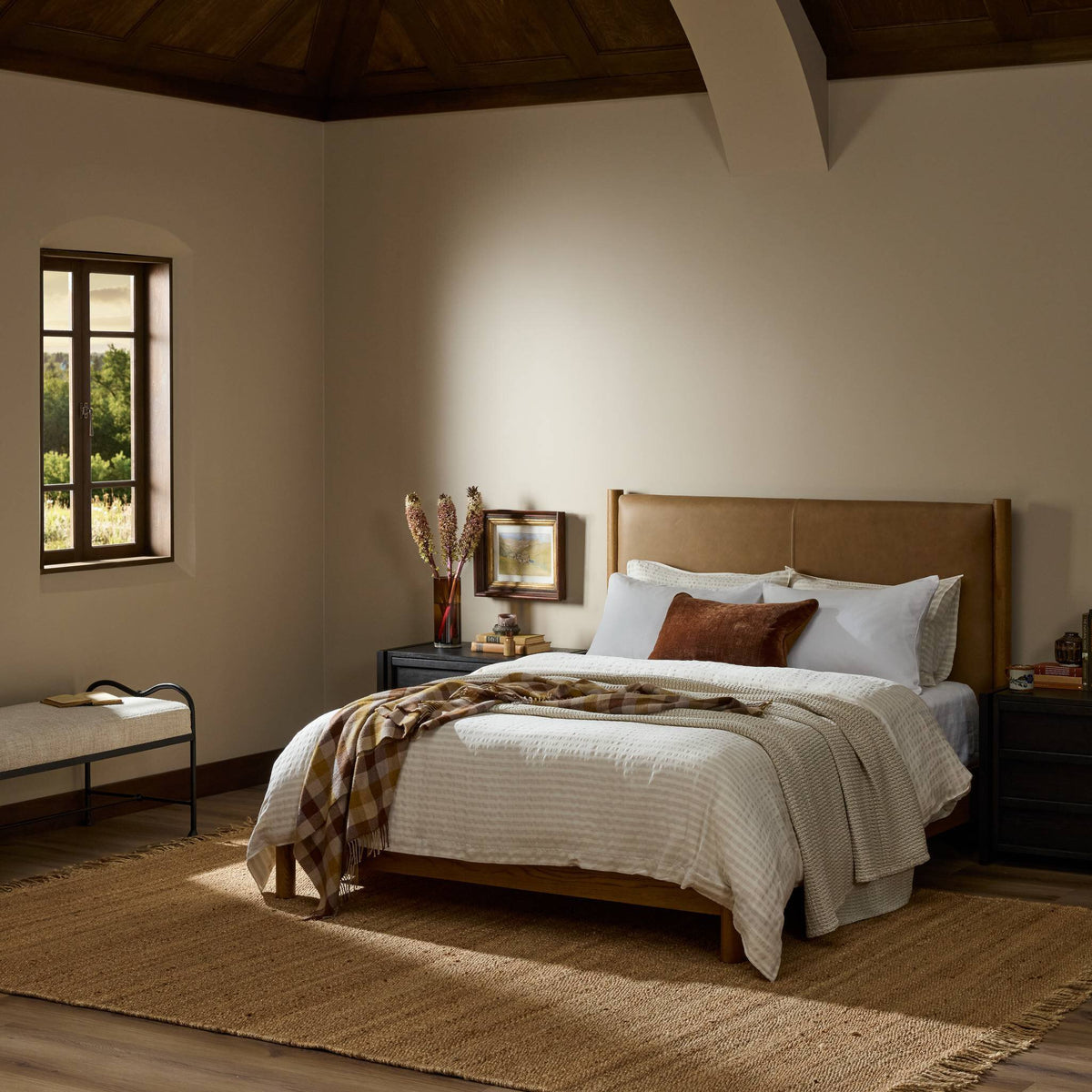 Roark Bed