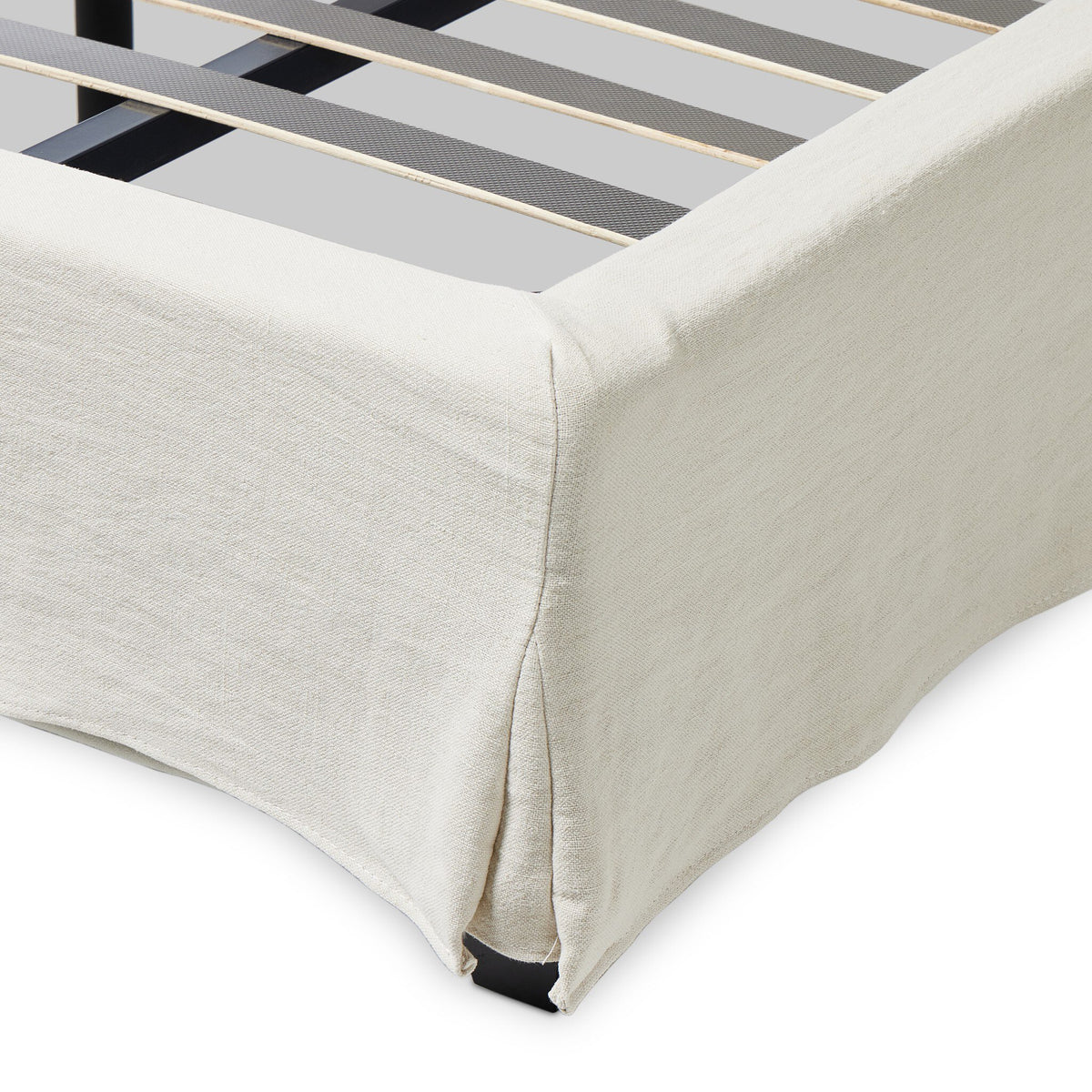Meryl Slipcover Bed