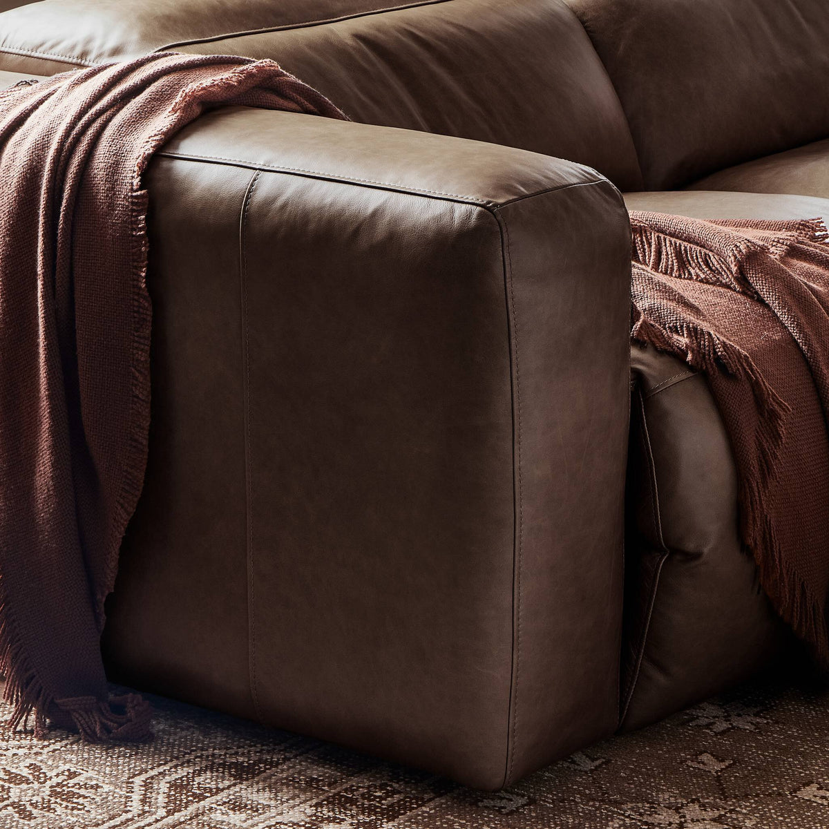 Radley Power Recliner 5pc Sectional