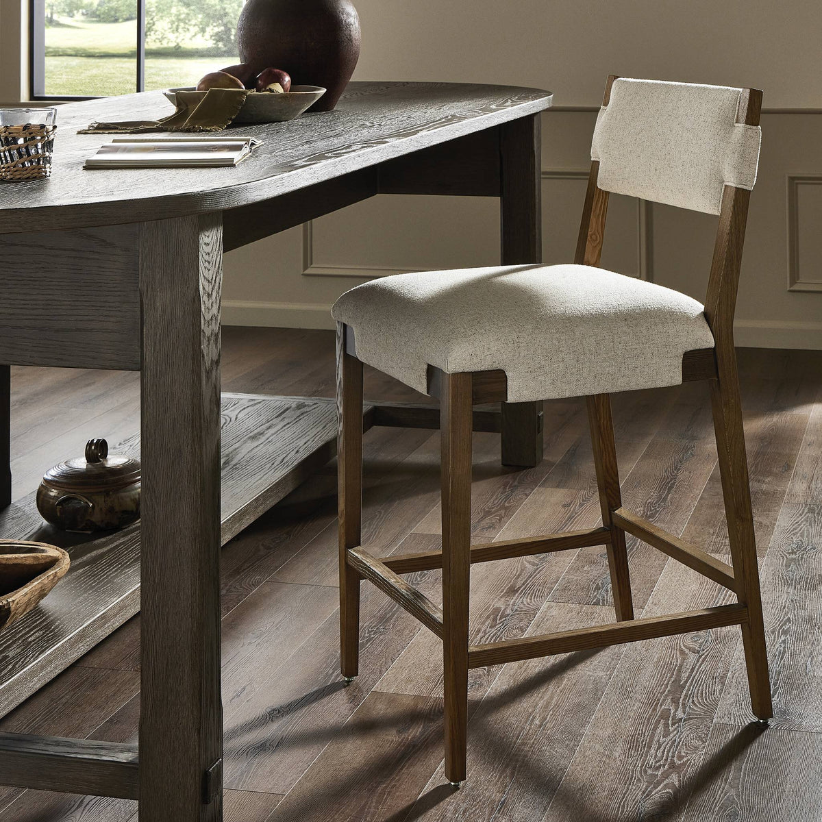 Tamari Stool