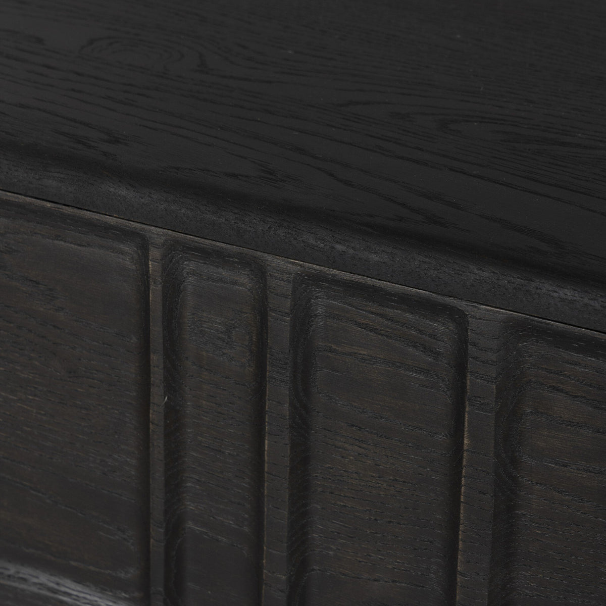 Ezri 6 Drawer Dresser