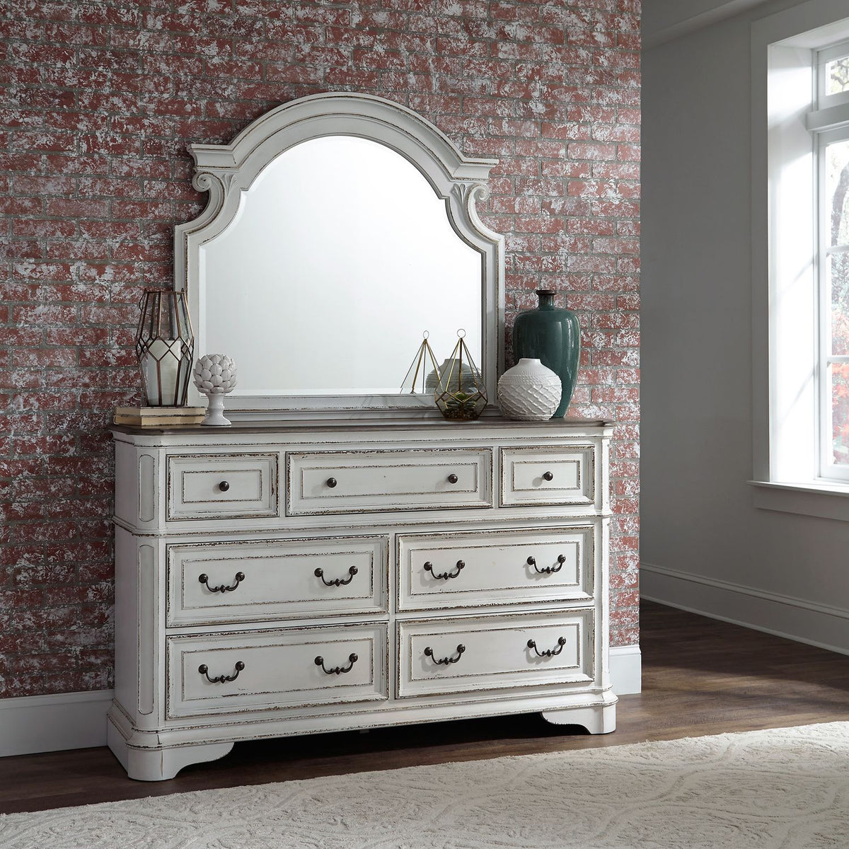 244-BR-KUSLDMC - King Uph Sleigh Bed, Dresser & Mirror, Chest - Liberty Furniture