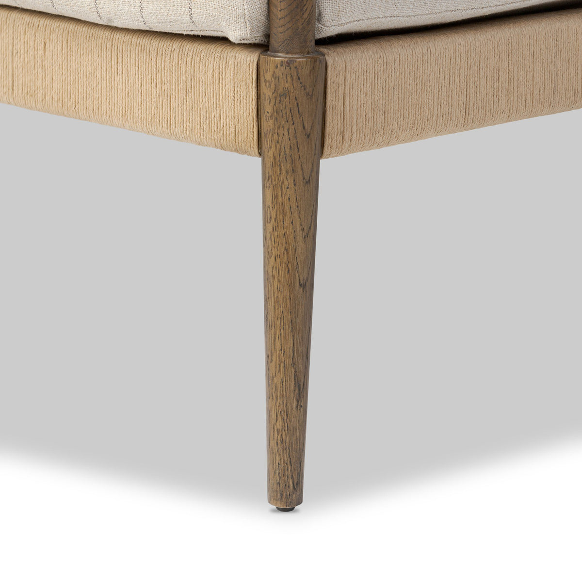 Amira Chair
