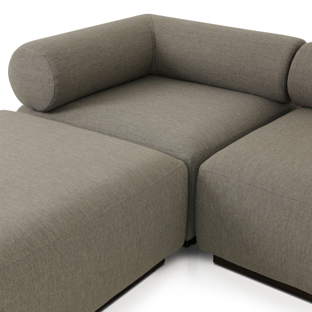 Lenox Outdoor 3pc Sectional W/Ottoman