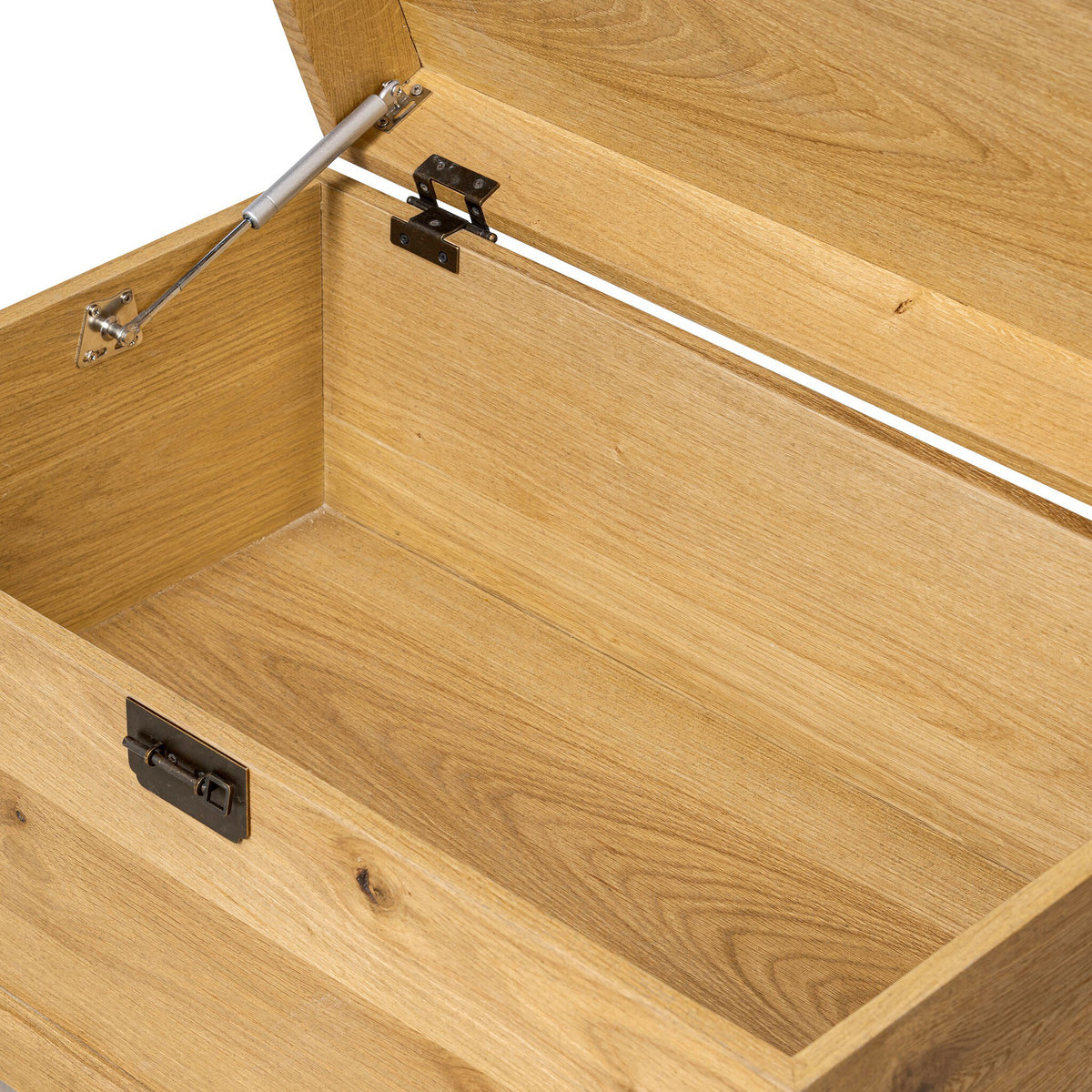 Alister Trunk