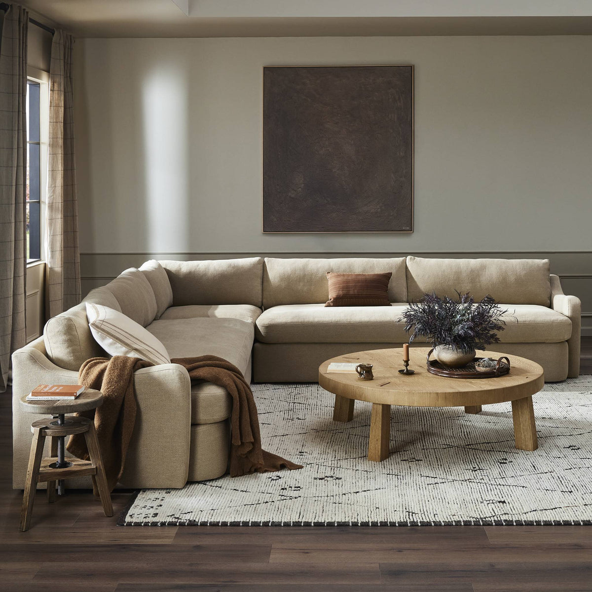 Aurelia 3pc Sectional-132"