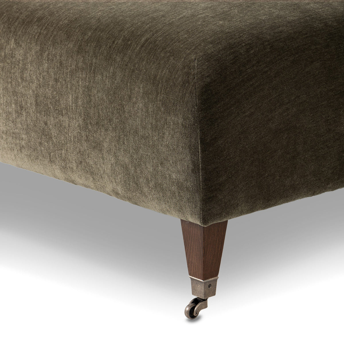 Kent Chaise Lounge