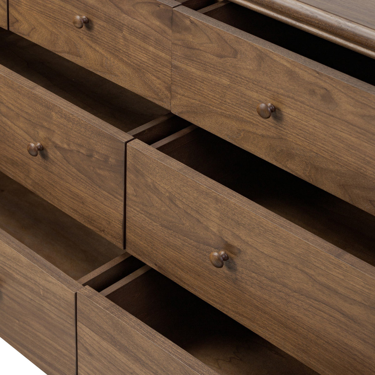 Agatha 8 Drawer Dresser