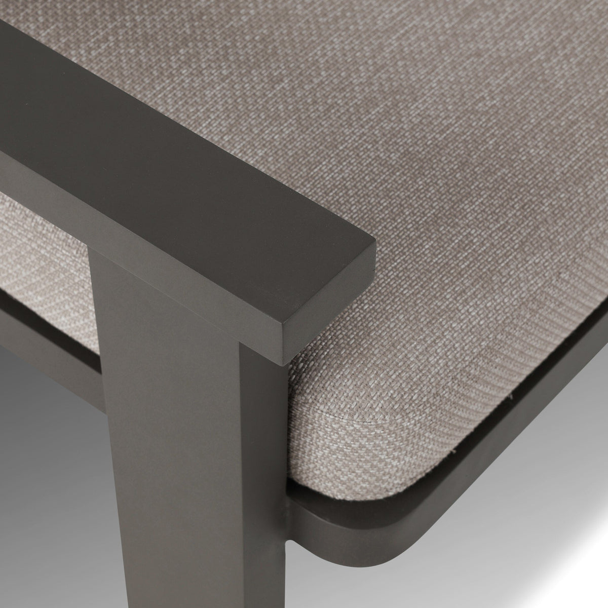 Tahana Outdoor Metal Dining Chair
