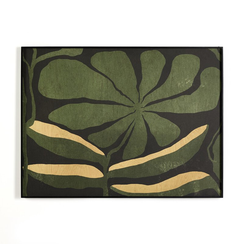 a picture of a leaf on a wall