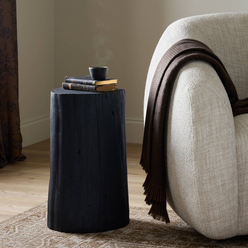 Sola End Table