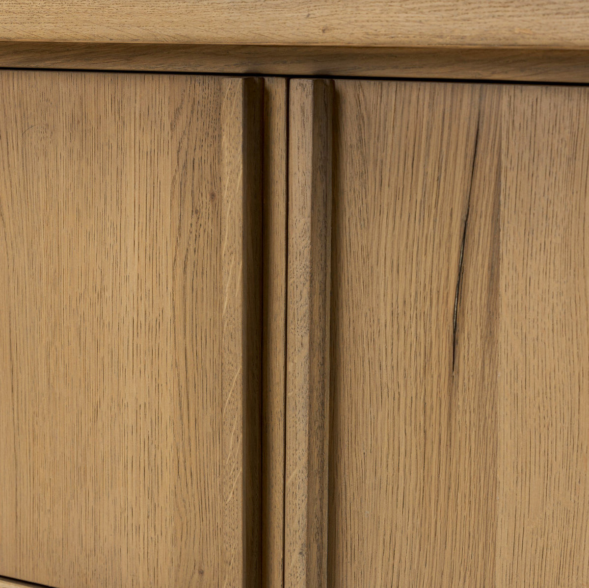 Dalton Media Console