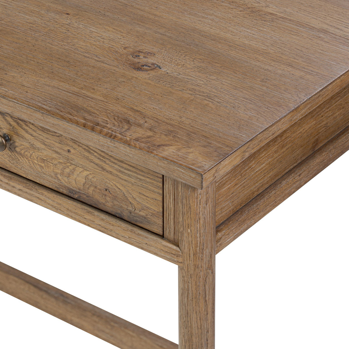 Bari Desk