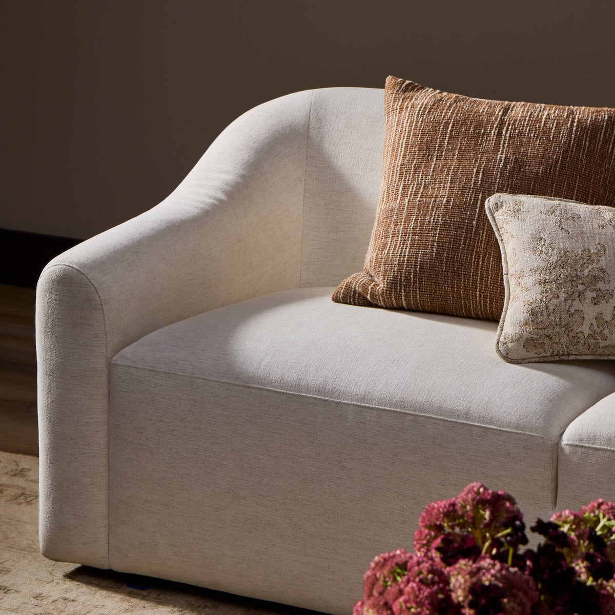 Nellie Sofa-104"