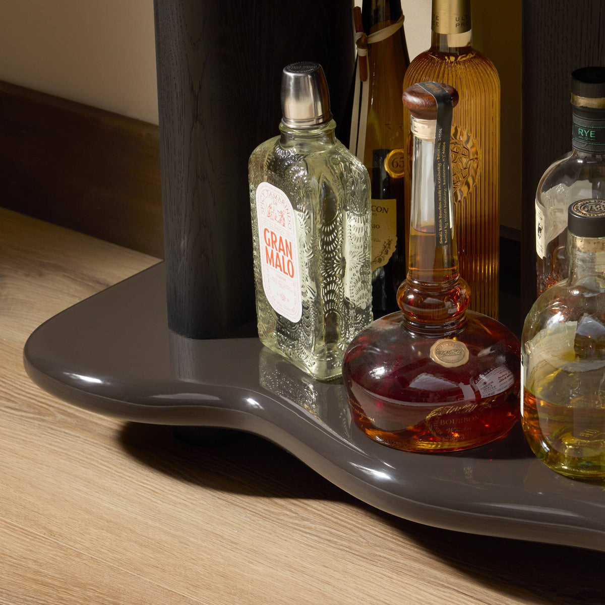 Salton Bookshelf