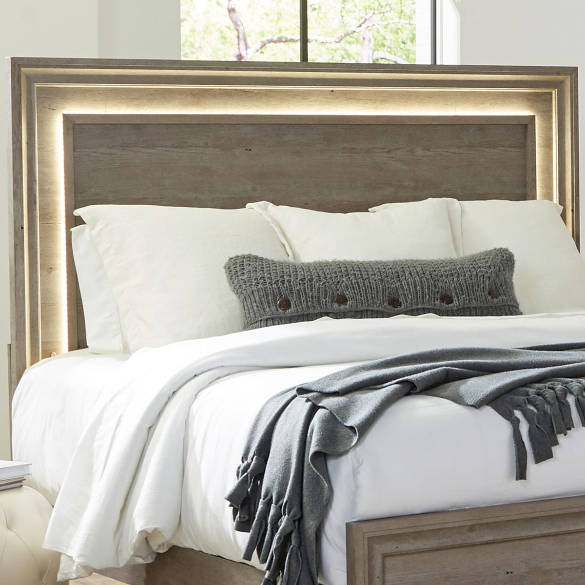 272-BR15 - King Panel Headboard w/ Lights - Liberty Furniture