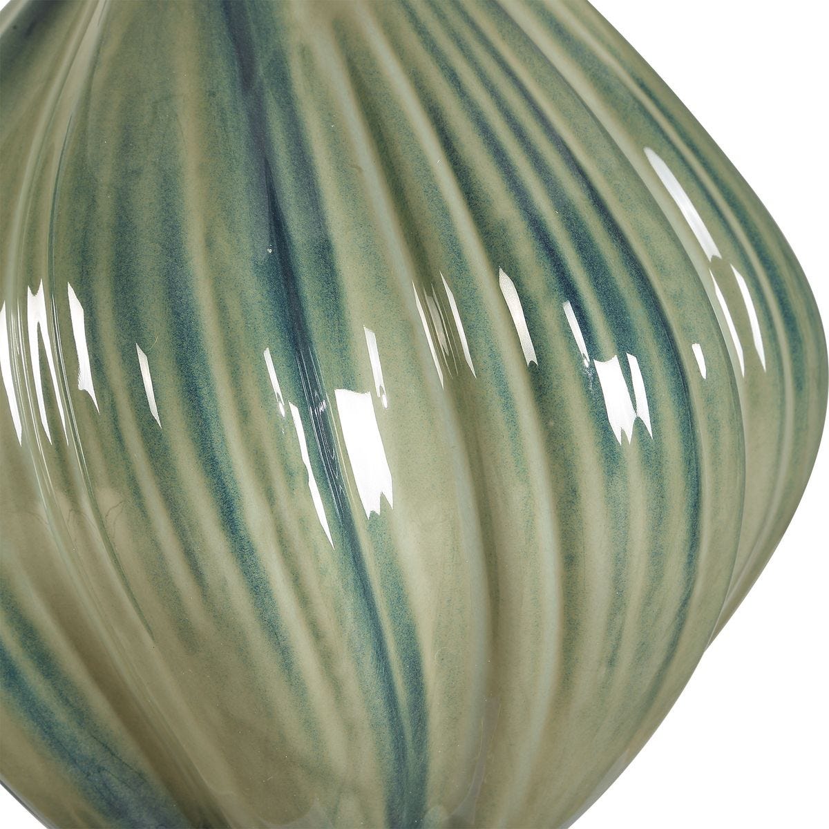 Tausha Table Lamp