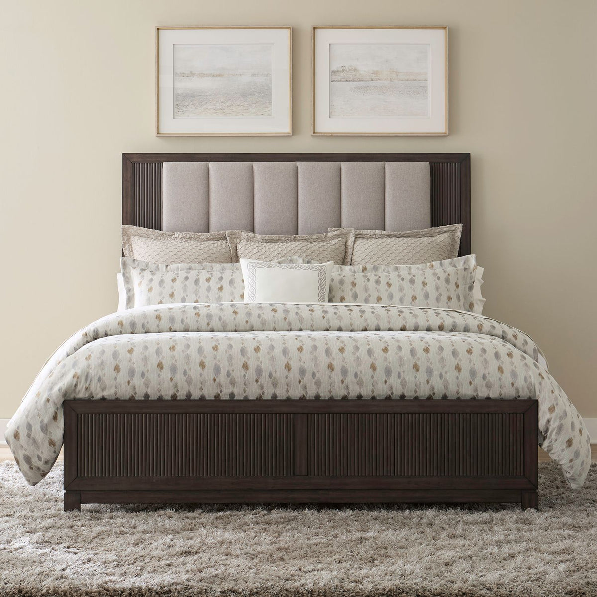 313-BR-QUB - Queen Uph Bed - Liberty Furniture