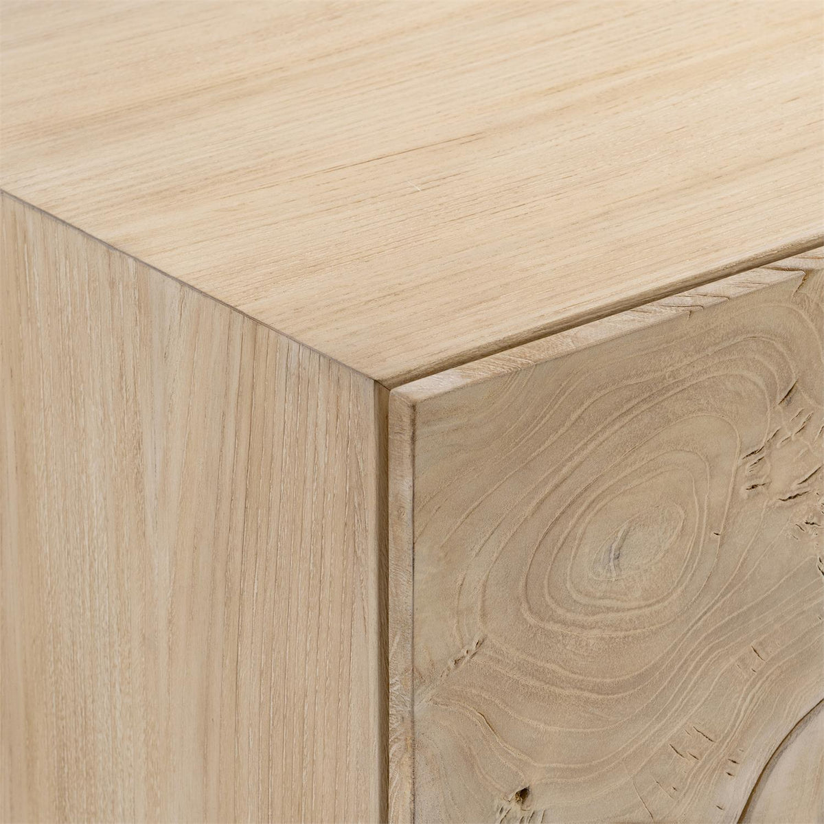 Calavaras Dresser