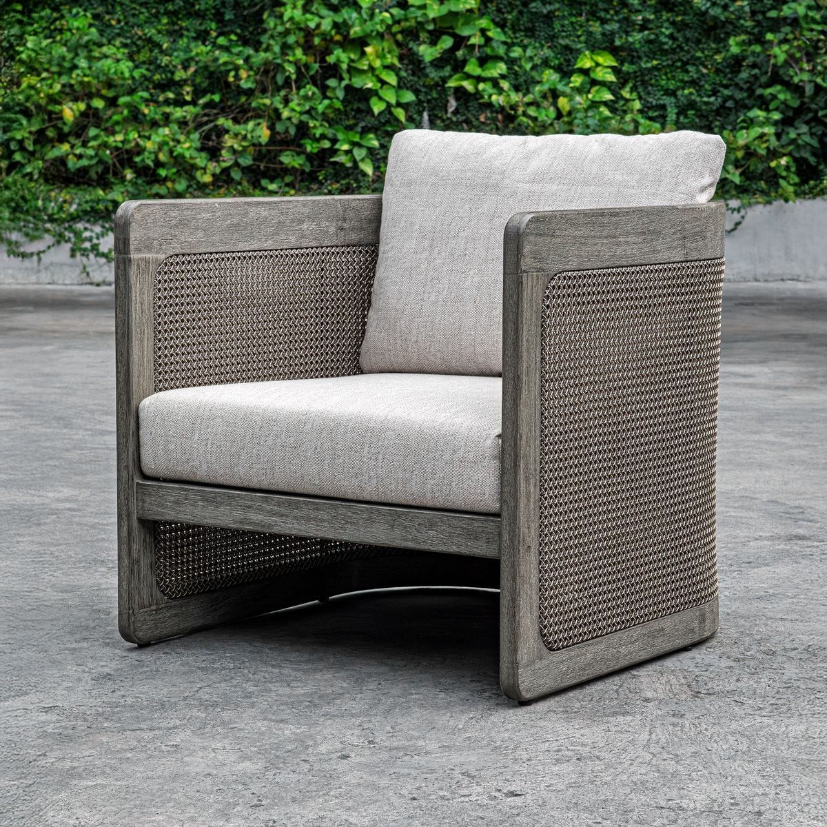 Dartmoor Outdoor Lounge Chair