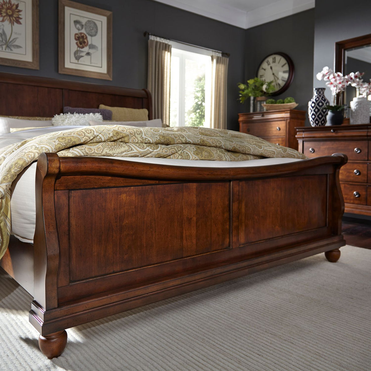 589-BR21F - Queen Sleigh Footboard - Liberty Furniture
