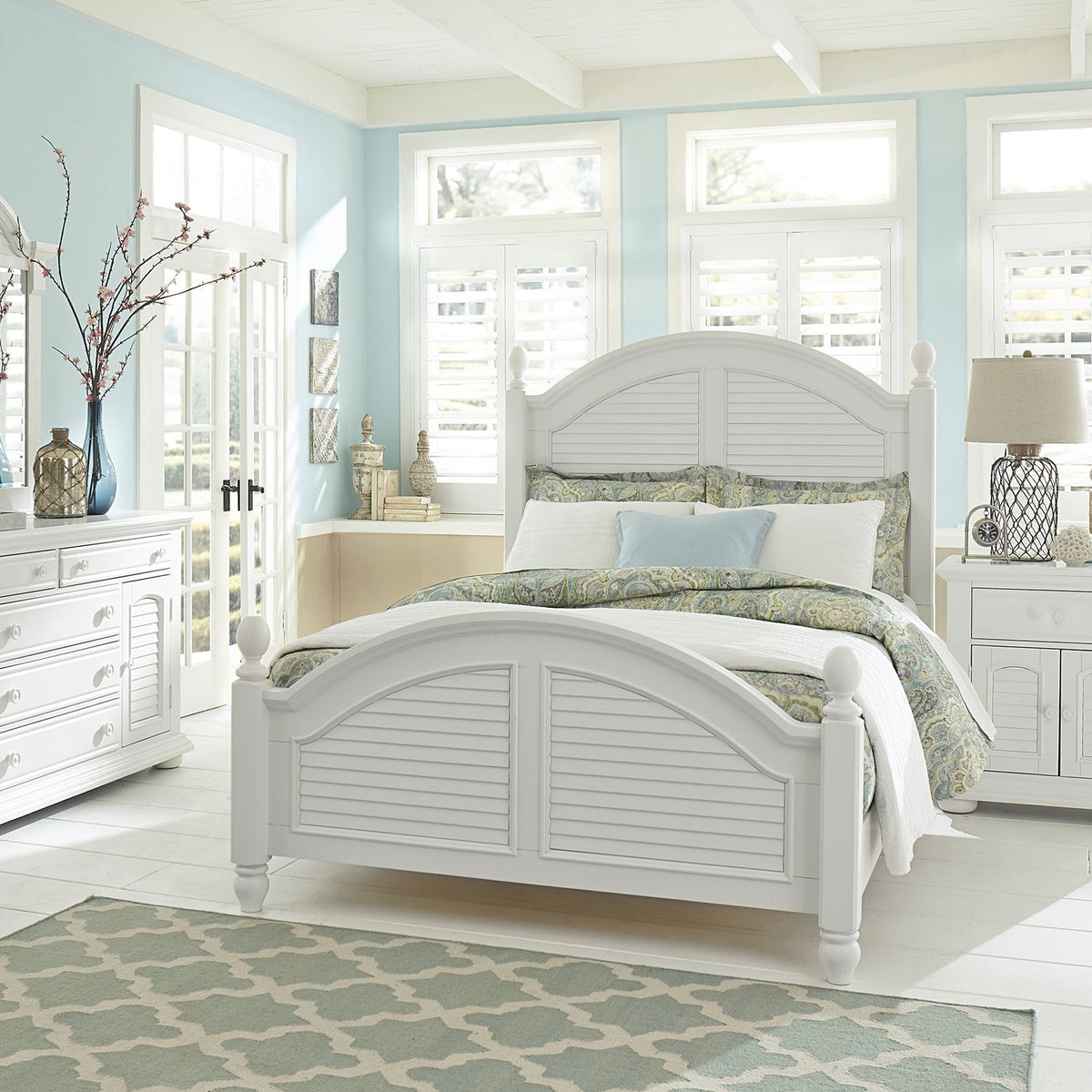 607-BR-KPSDMCN - King Poster Bed, Dresser & Mirror, Chest, Night Stand - Liberty Furniture