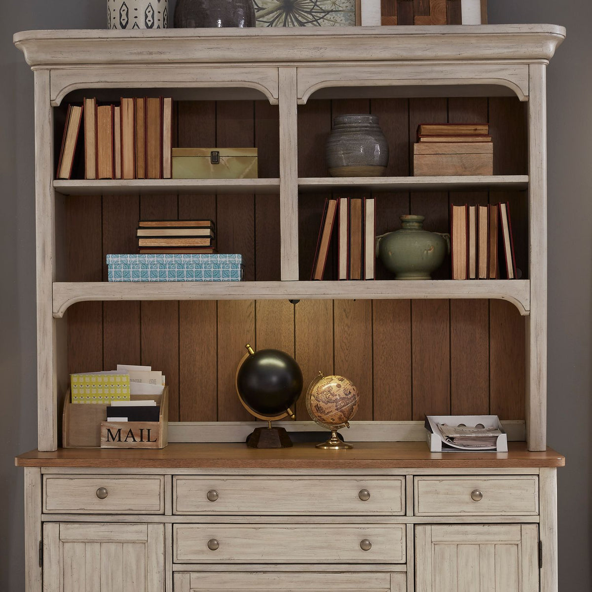 652-HO131 - Credenza Hutch - Liberty Furniture