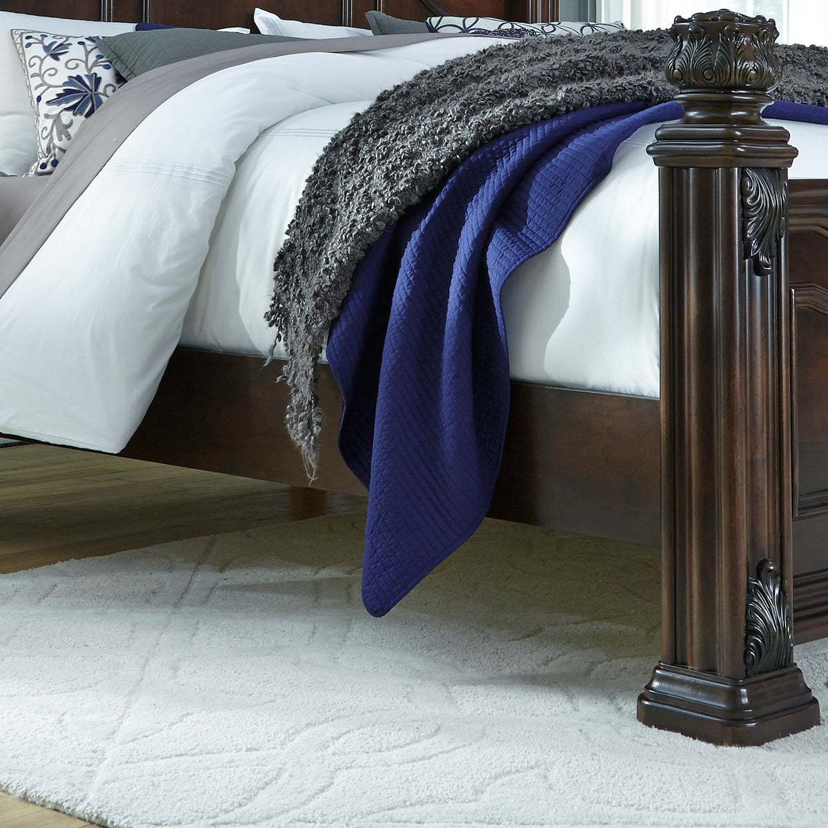 737-BR73 - King Poster Rails - Liberty Furniture