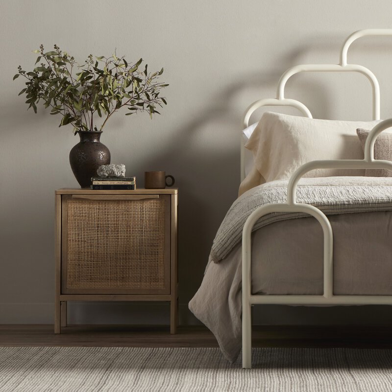 Sydney Left Nightstand