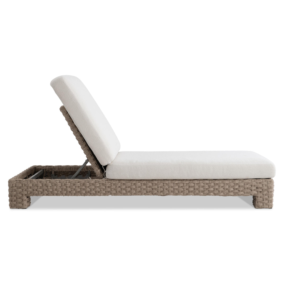 Trieste Outdoor Chaise - Bernhardt Living (BRH-1402)