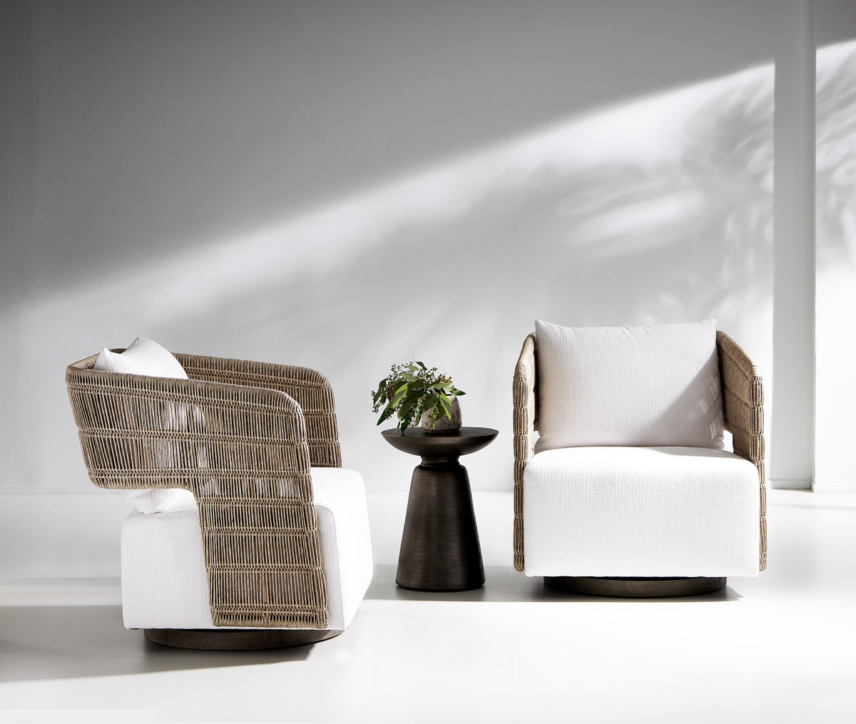 Maldives Outdoor Swivel Chair - Bernhardt Living (BRH-1413)