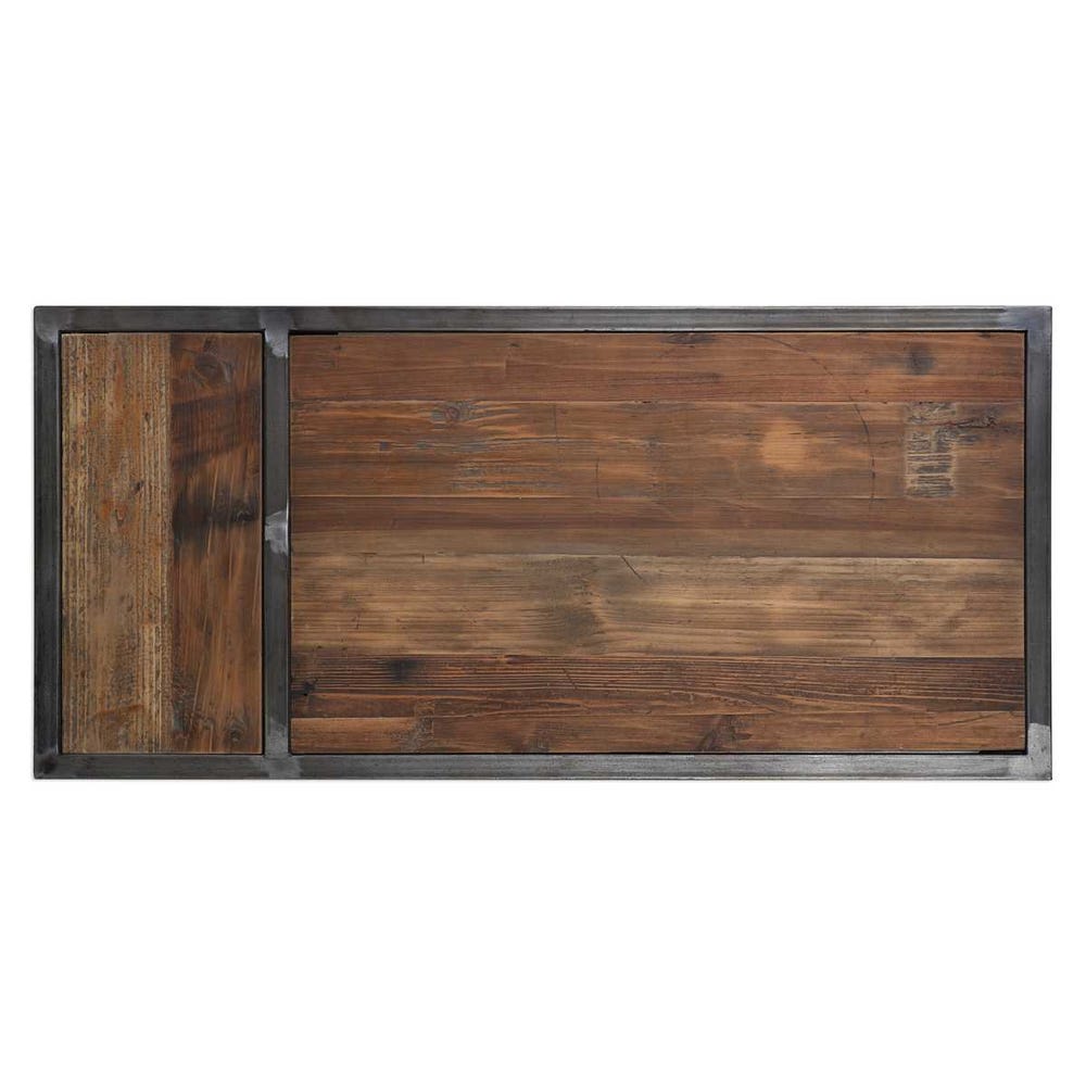 Kelmen Etagere