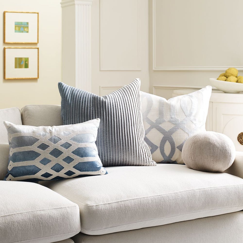 Fade Out Velvet Pillow - Blue
