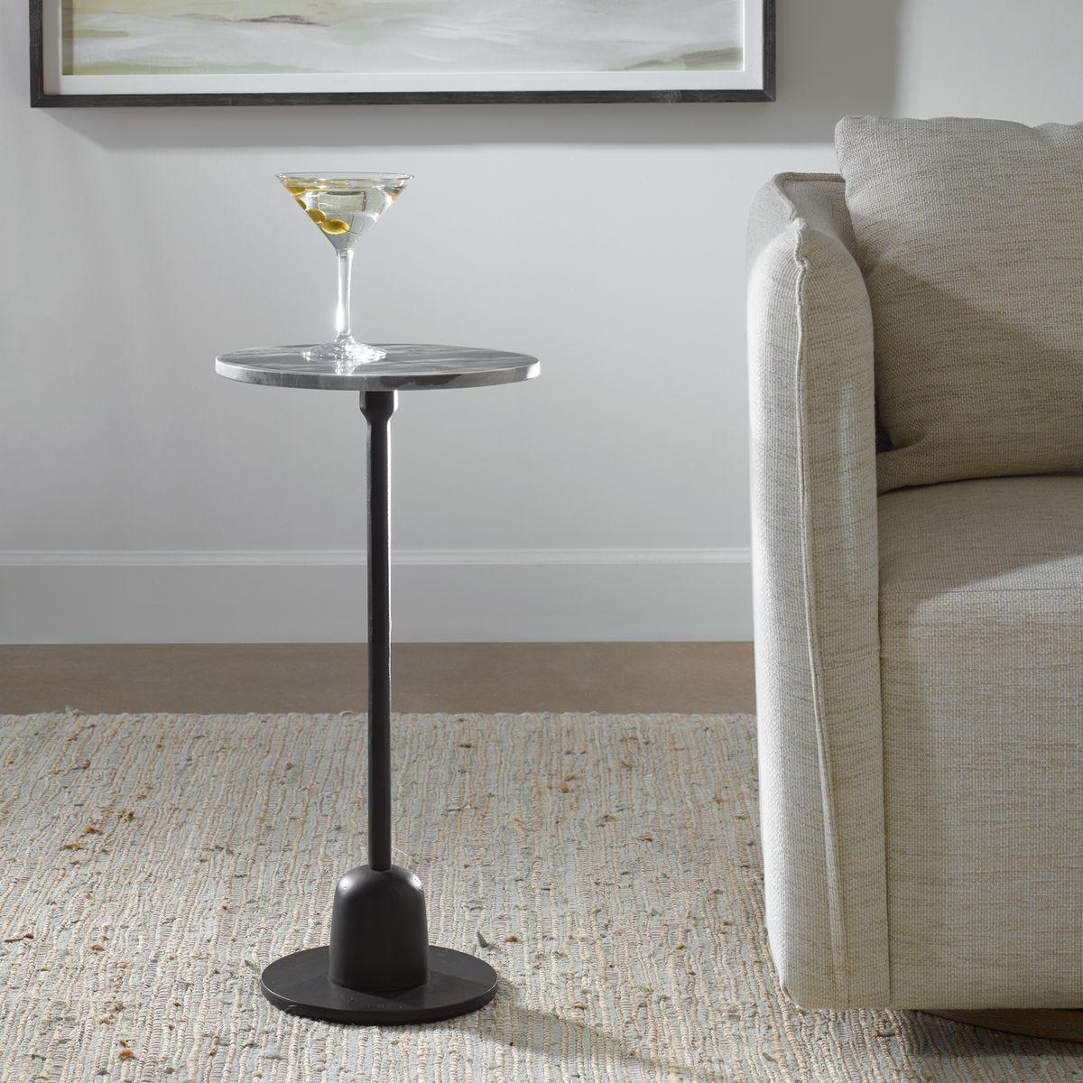ACCENT FURNITURE