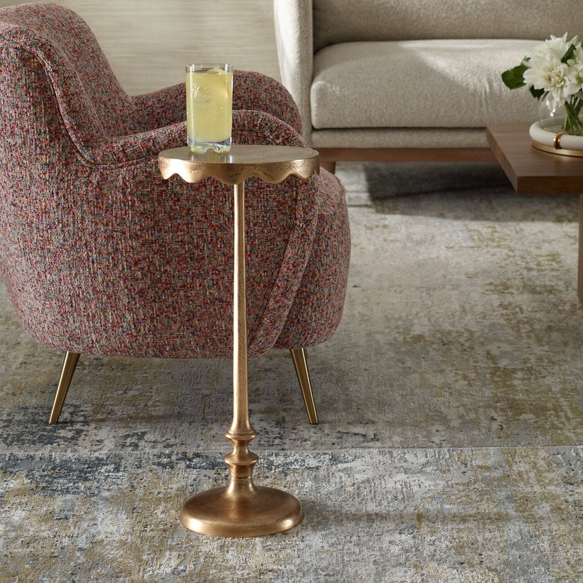 ACCENT TABLE