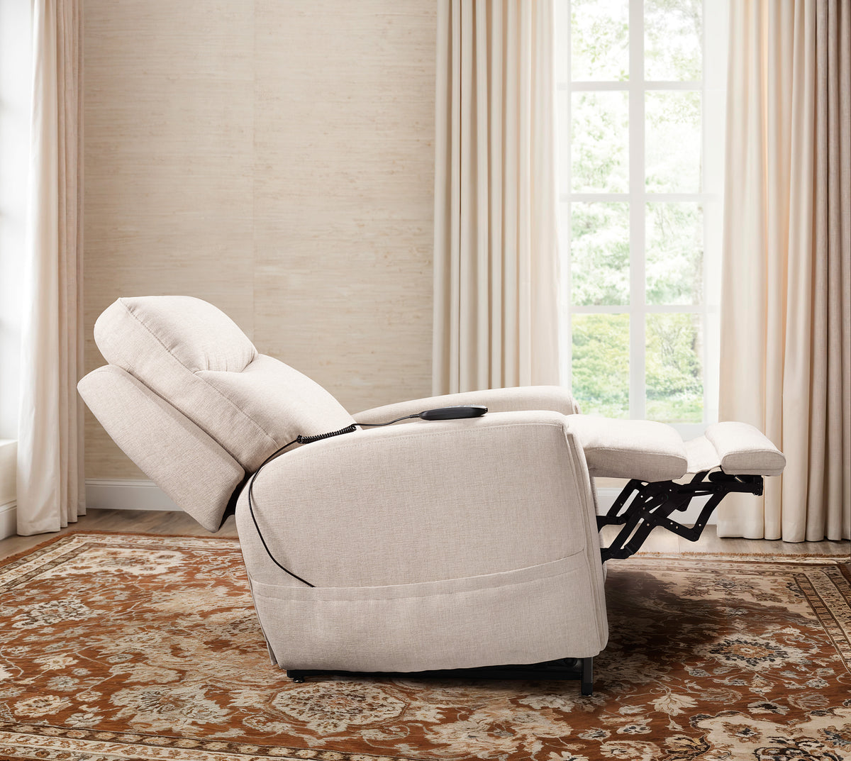 Raze Lift Reclining Chair - Hooker Furniture (HRF-3235)