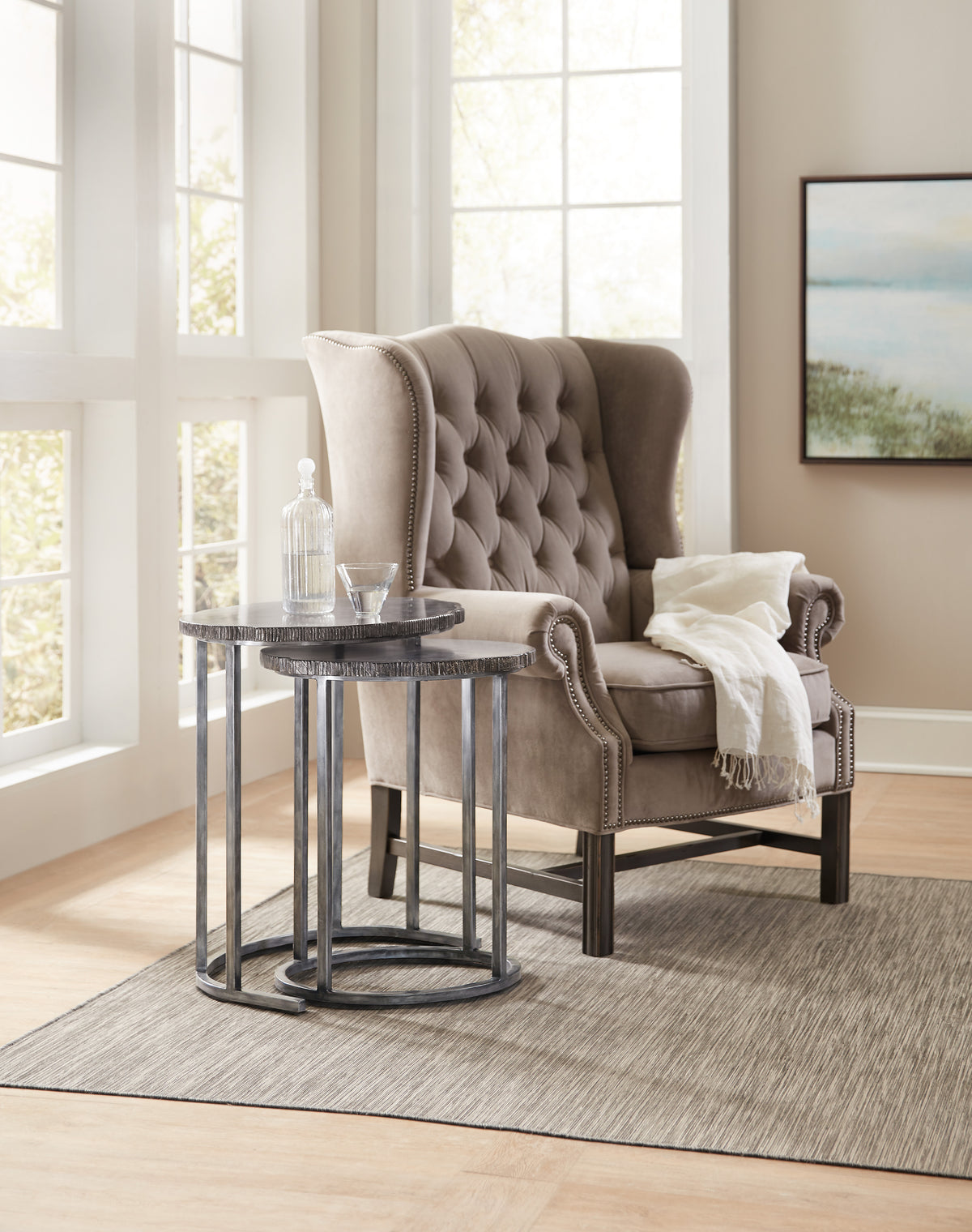 a chair in a room